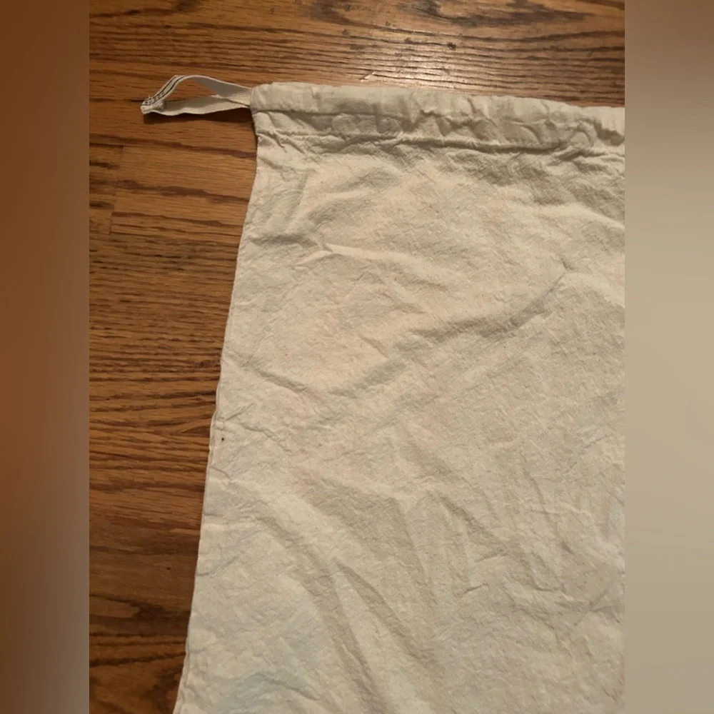 Tory Burch Cream Dust Bag W/ Drawstring - Perfect for Bags & Shoes